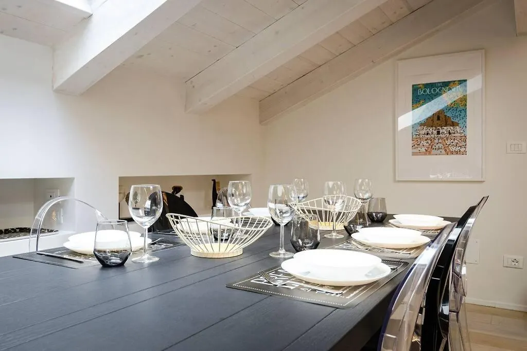 Asinelli Luxury Apartment Bologna Italia