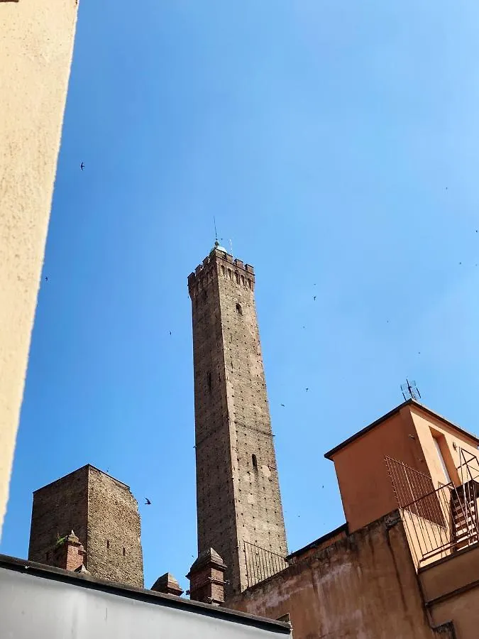 Asinelli Luxury Apartment Bologna Italia