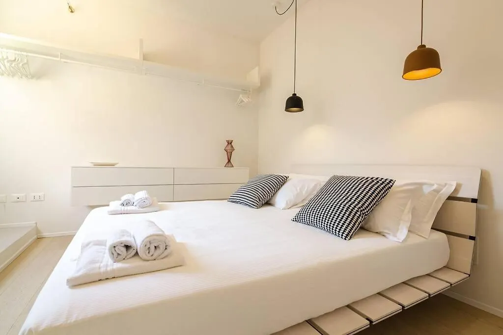 Asinelli Luxury Apartment Bologna Italia