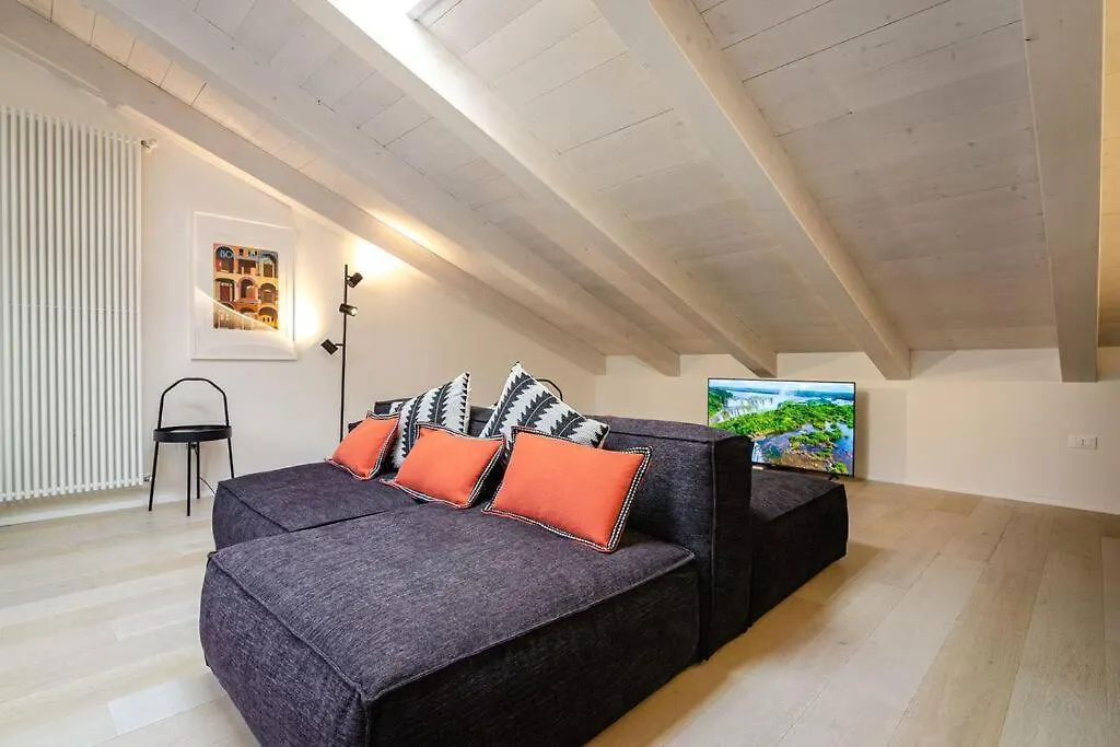 Asinelli Luxury Apartment Bologna Italia